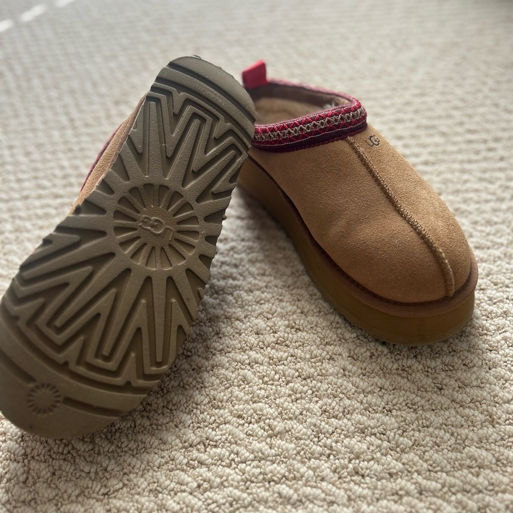 UGG Brown Slip-On Shoes with Red Accents - Picture 6 of 6